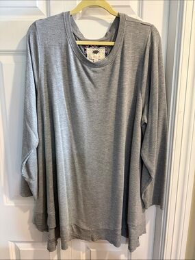 Cupio Light Grey Long Sleeve Swing Top